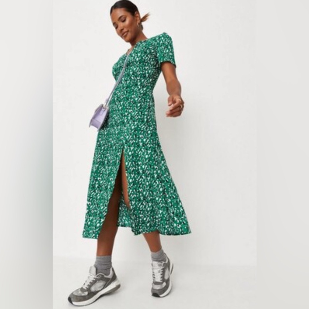 MISSGUIDED GREEN CHEETAH PRINT DRESS
